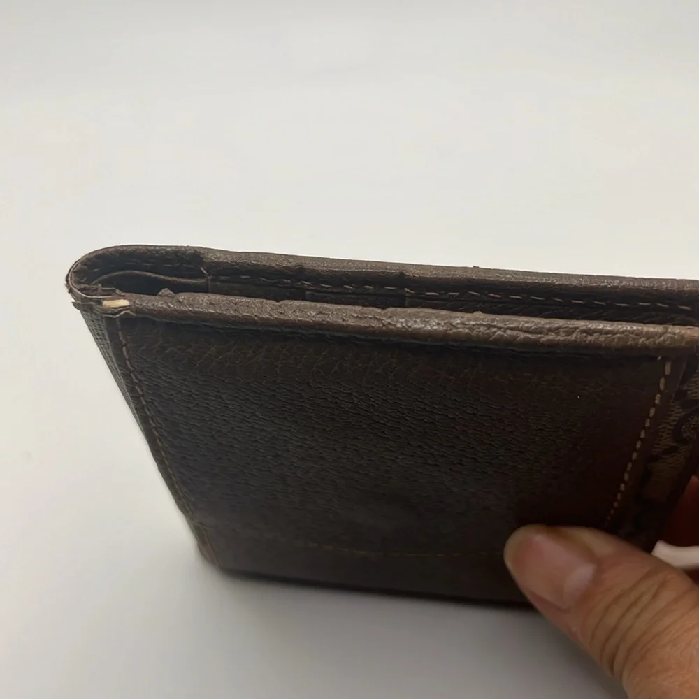 GUC Gucci Bifold Snap Wallet